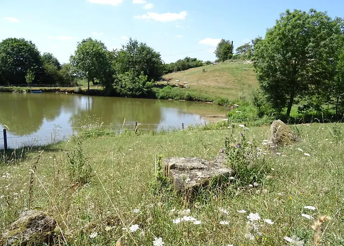 Couette-café Terre Et Eau La D'hôtes Du Jardinier Sèvremont Sevremont